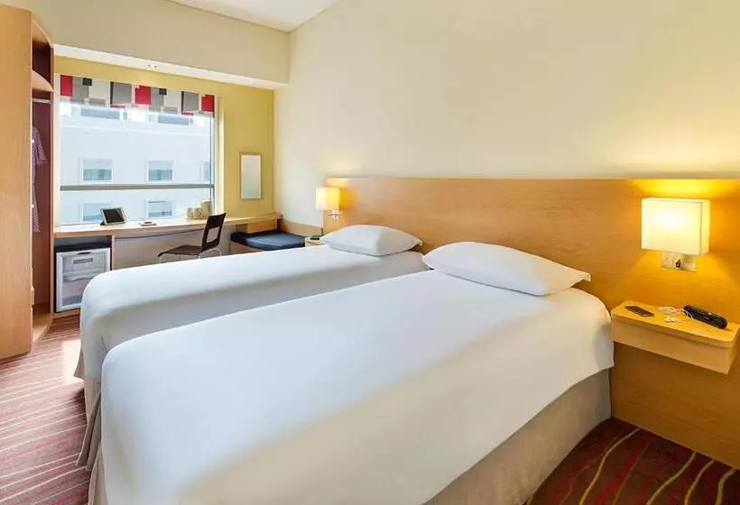اتاق استاندارد, Ibis Mall Avenue Dubai