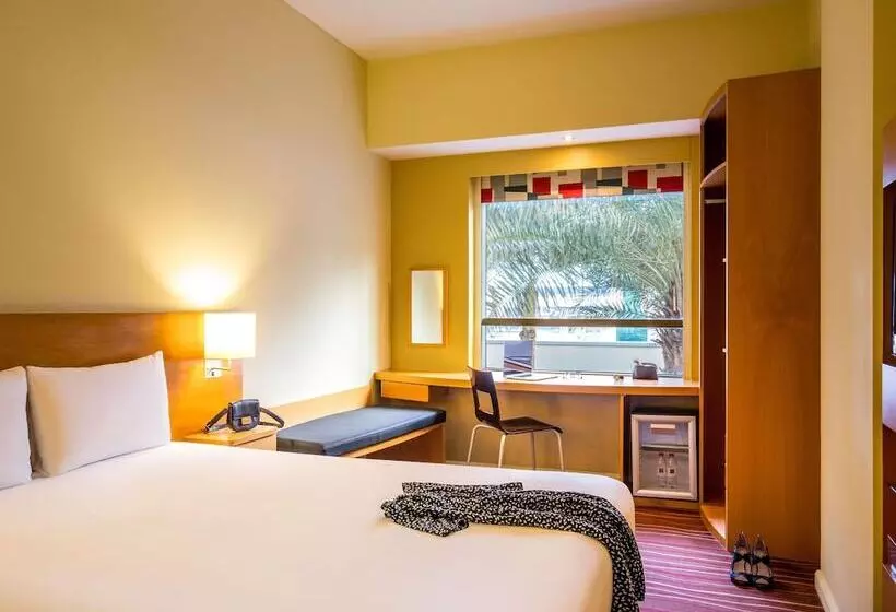 اتاق استاندارد, Ibis Mall Avenue Dubai