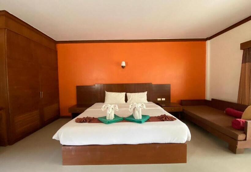 Бунгало Deluxe, Beach Bungalow At Lanta Resort