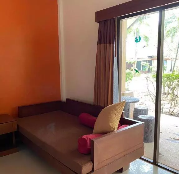 بانگلوی لوکس, Beach Bungalow At Lanta Resort