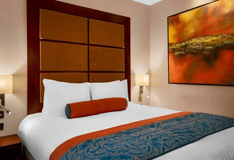 Superior Room, Leonardo Royal London St Paul’s