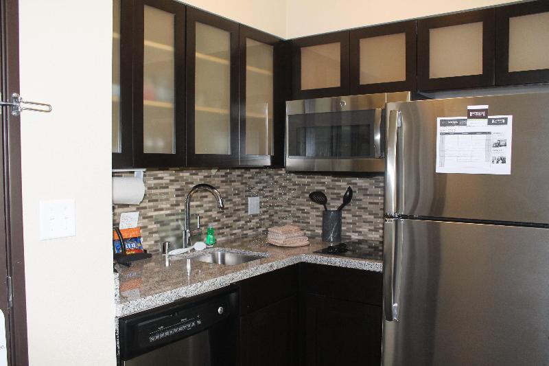 غرفة كلوب, Lords Plazaankleshwar