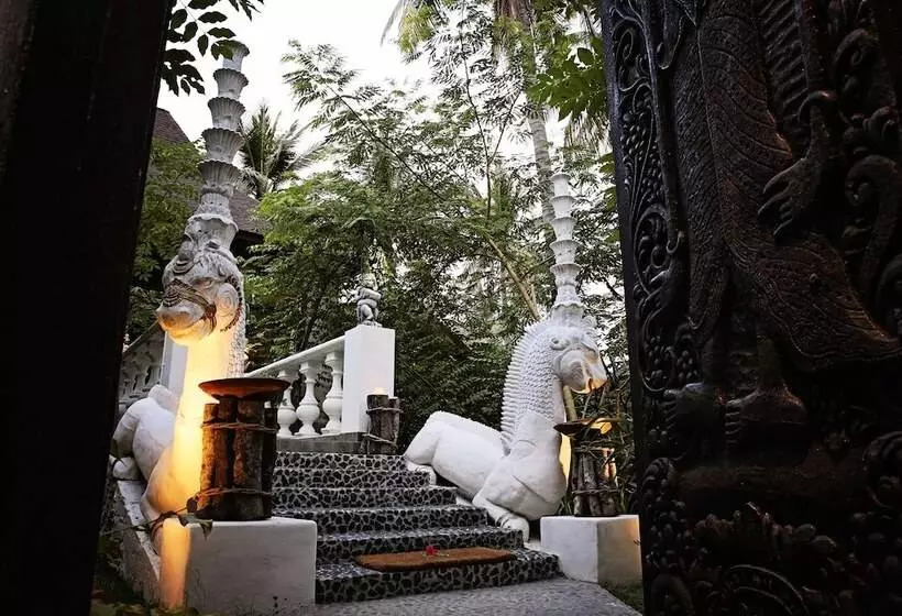 Presidenttisviitti, Tugu Lombok Chse Certified