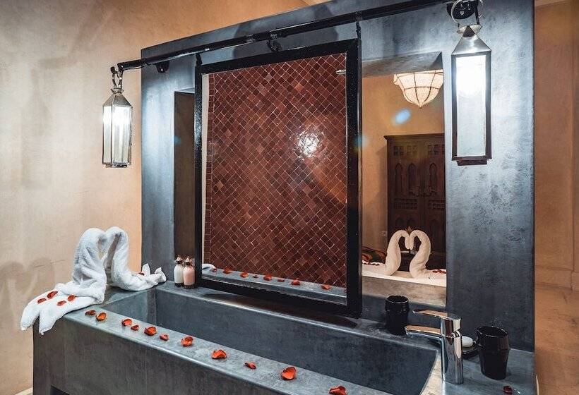 Quarto standard, Ambre Epices Medina Riad