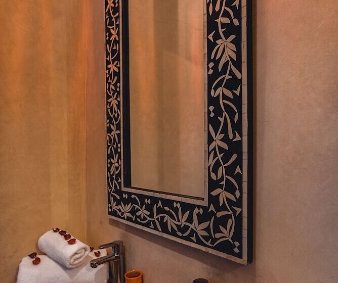 Quarto deluxe, Ambre Epices Medina Riad