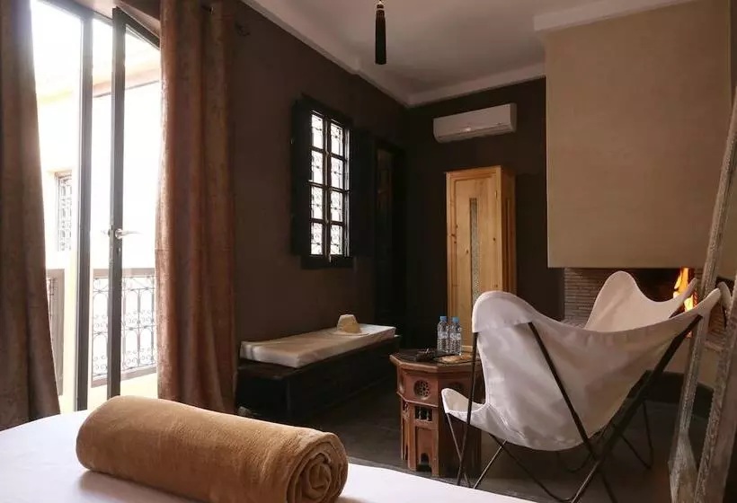 سوییت, Ambre Epices Medina Riad