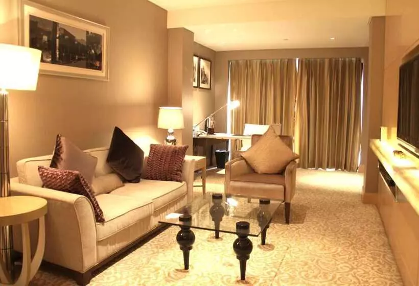 Deluxe-sviitti, Tangla Hotel Beijing