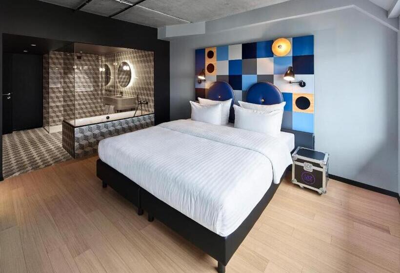 سوییت, Jaz In The City Vienna