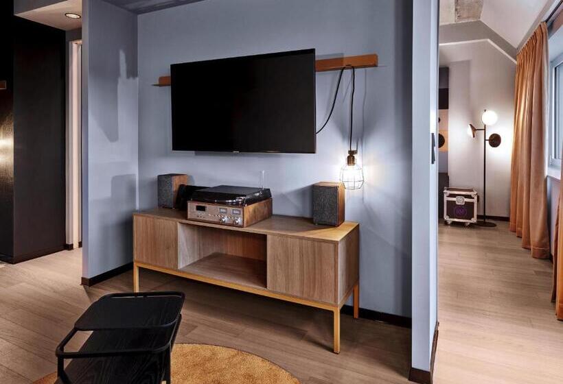 سوییت, Jaz In The City Vienna