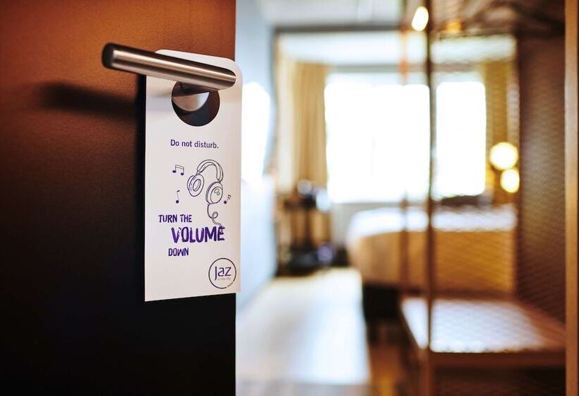 سوییت, Jaz In The City Vienna