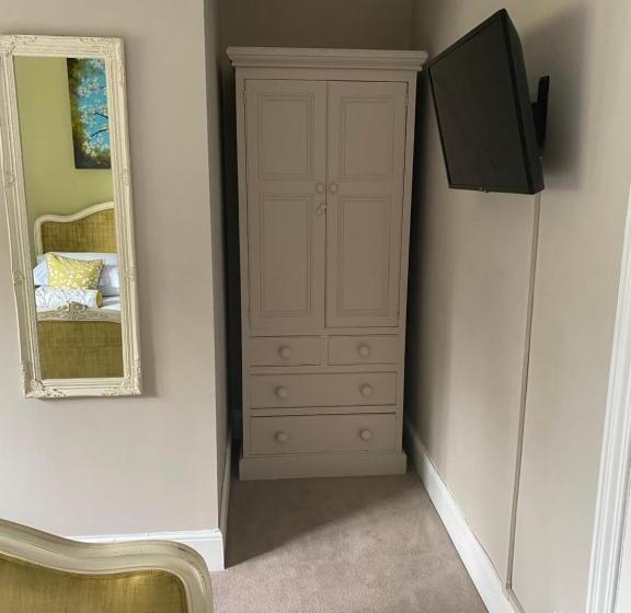 غرفة ديلوكس, Burleigh House B And B