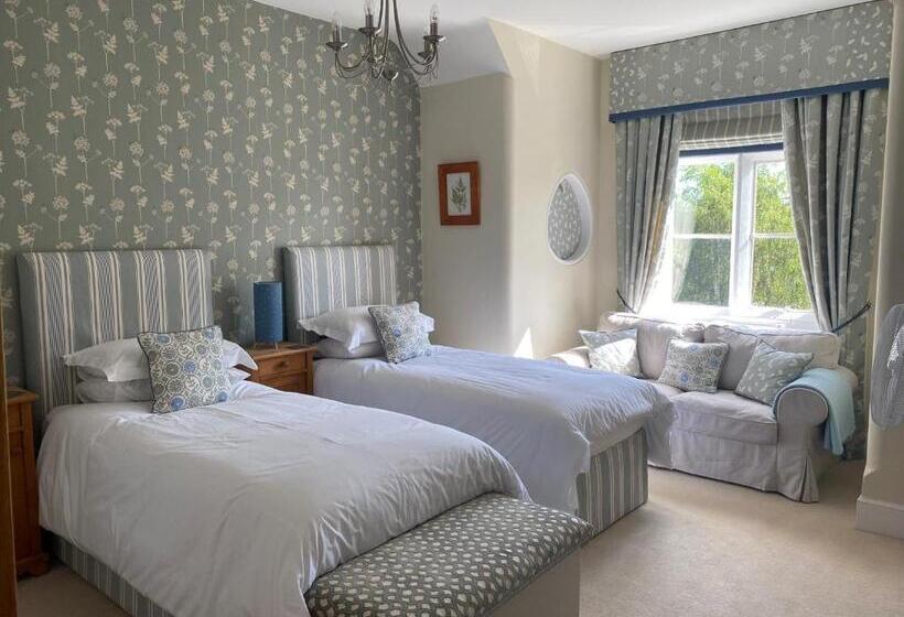 غرفة سوبيريور, Burleigh House B And B