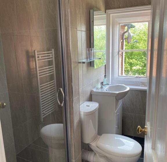 غرفة ديلوكس, Burleigh House B And B