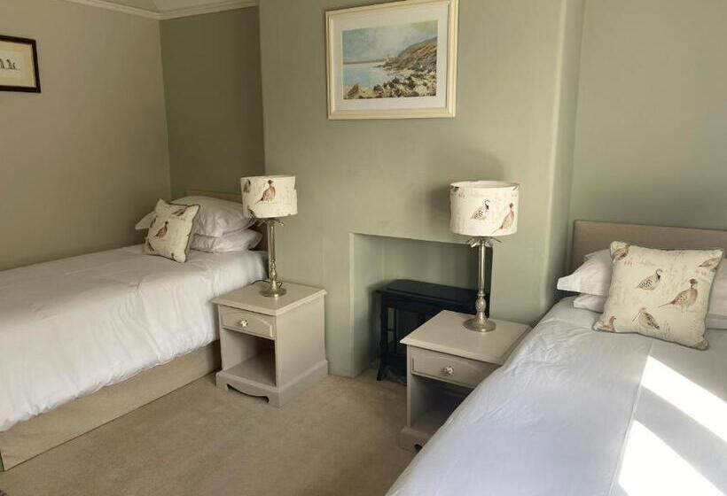 غرفة ديلوكس ثلاثية, Burleigh House B And B