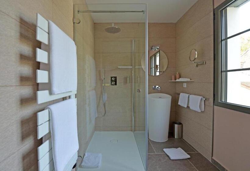 חדר דלוקס, Demeure Larmandier