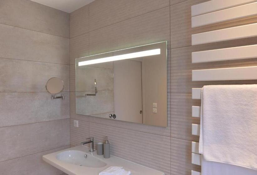 Номер Deluxe, Demeure Larmandier