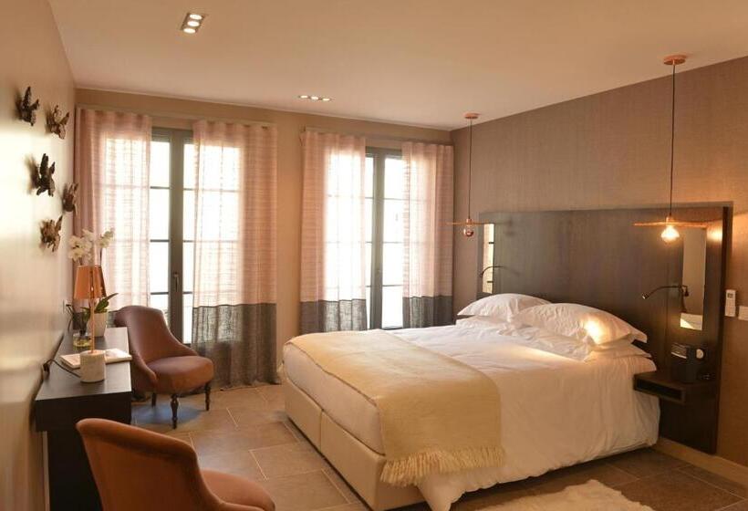 חדר סטנדרט מותאם לאדם עם מוגבלויות, Demeure Larmandier