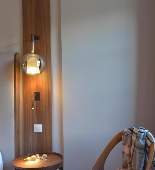 חדר דלוקס, Demeure Larmandier