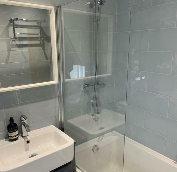 חדר משפתחתי סופריור, Lochindaal