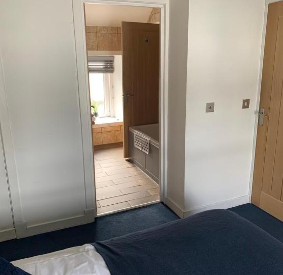 סוויטה משפחתית, Lochindaal