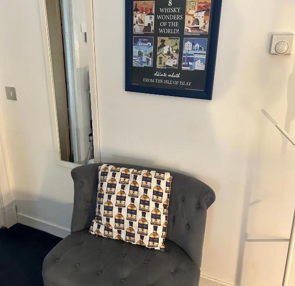 סוויטה משפחתית, Lochindaal