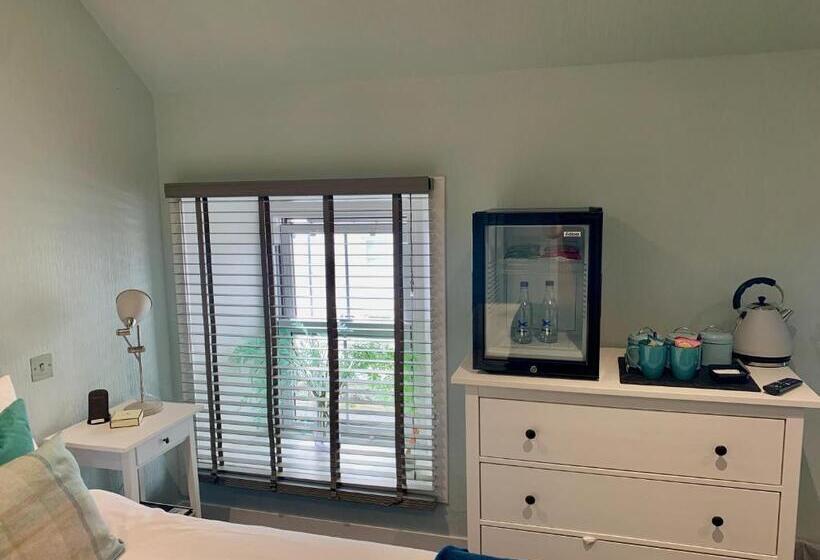 חדר משפתחתי סופריור, Lochindaal