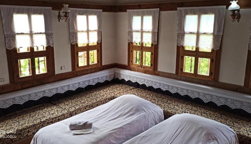 غرفة ديلوكس ثلاثية, Paphlagonia Yoruk Muratoglu Konak