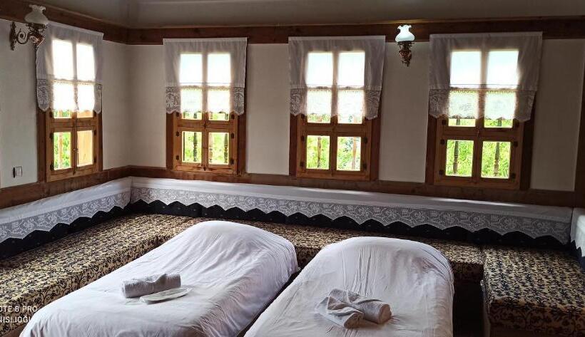 غرفة ديلوكس ثلاثية, Paphlagonia Yoruk Muratoglu Konak