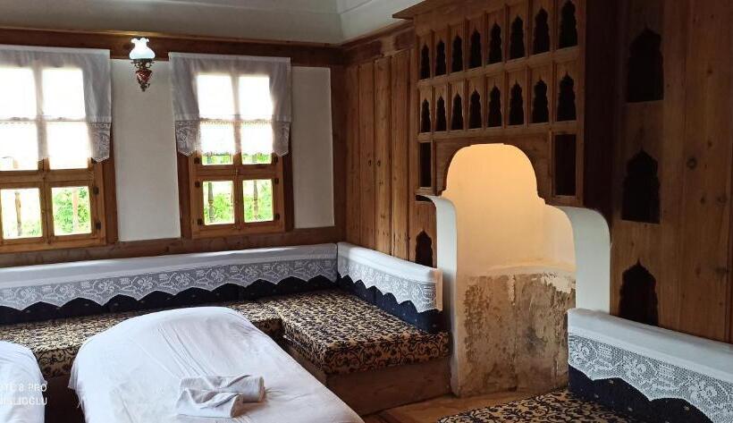 غرفة ديلوكس ثلاثية, Paphlagonia Yoruk Muratoglu Konak