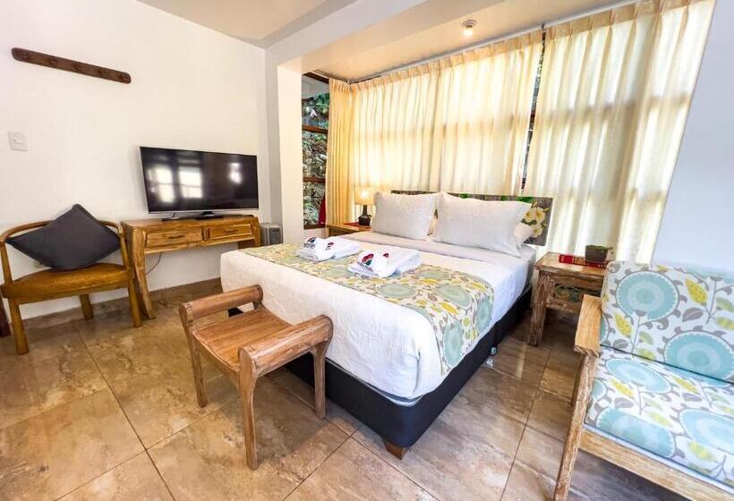 Perhehuone, Rupa Rupa High Jungle Eco B&b