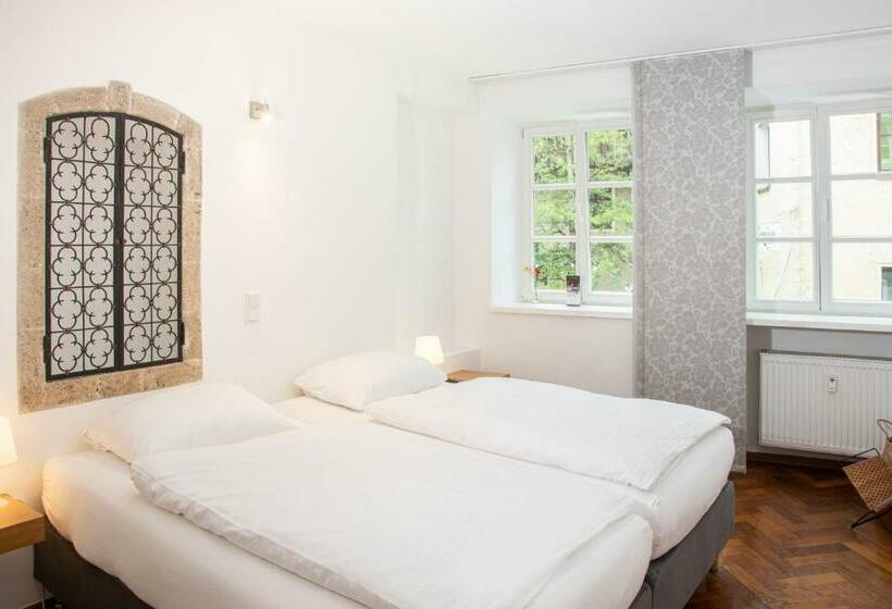 Номер Стандарт, Restaurant271