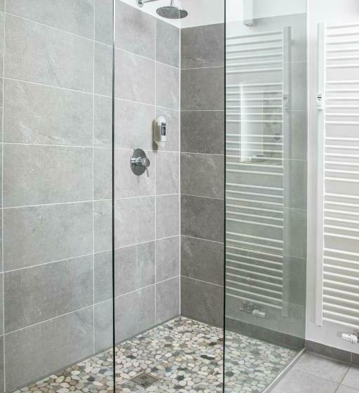 Номер Стандарт, Restaurant271