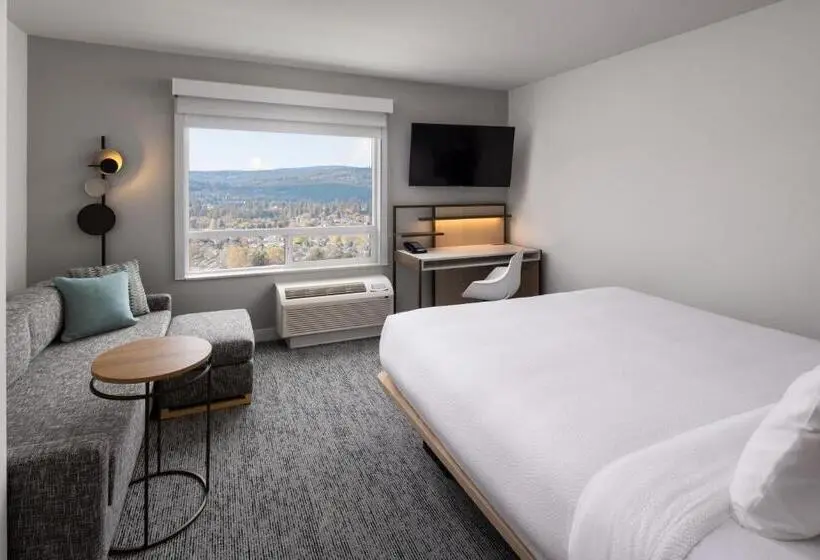 キングサイドベッドのスタンダードワンルーム, Towneplace Suites By Marriott West Kelowna