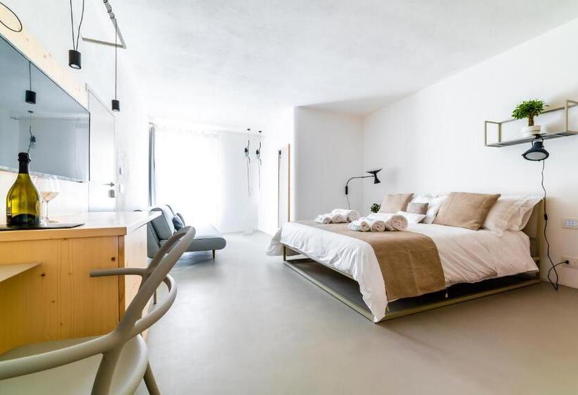 스위트, Tre Archi Suite & Relais