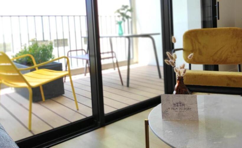 דירת חדר עם טרסה, Appart Hôtel & Spa La Villa Du Port