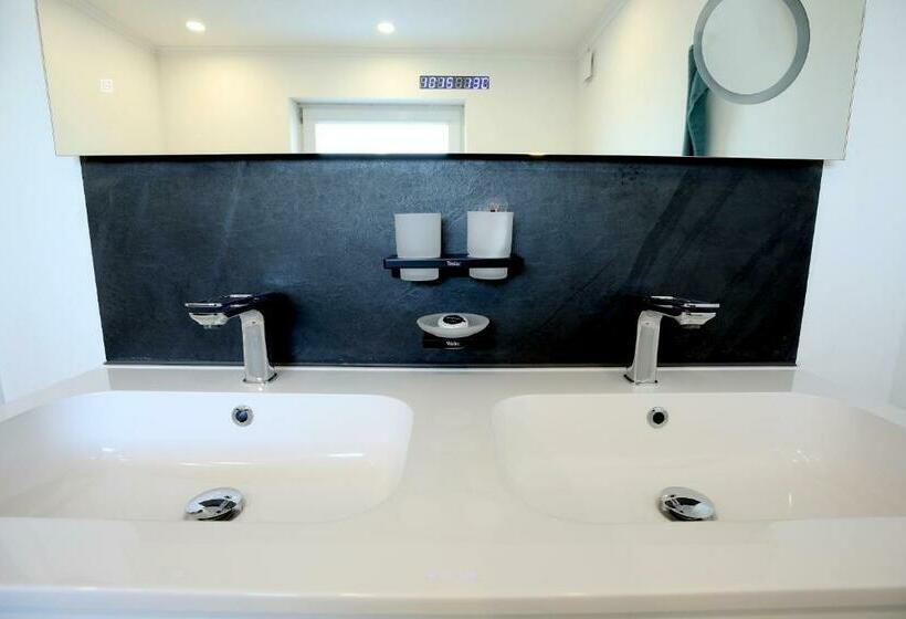 Апартаменты 1 Спальня, Marias Guest House