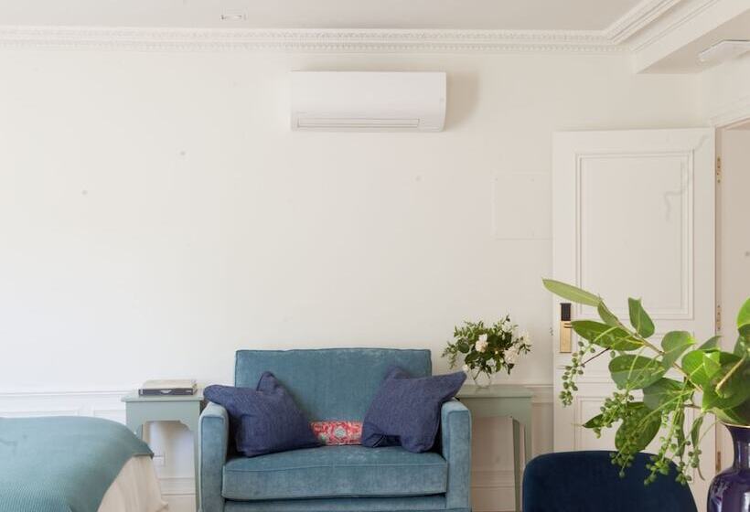 スタンダードスタジオ, Gran Hotel Brillante