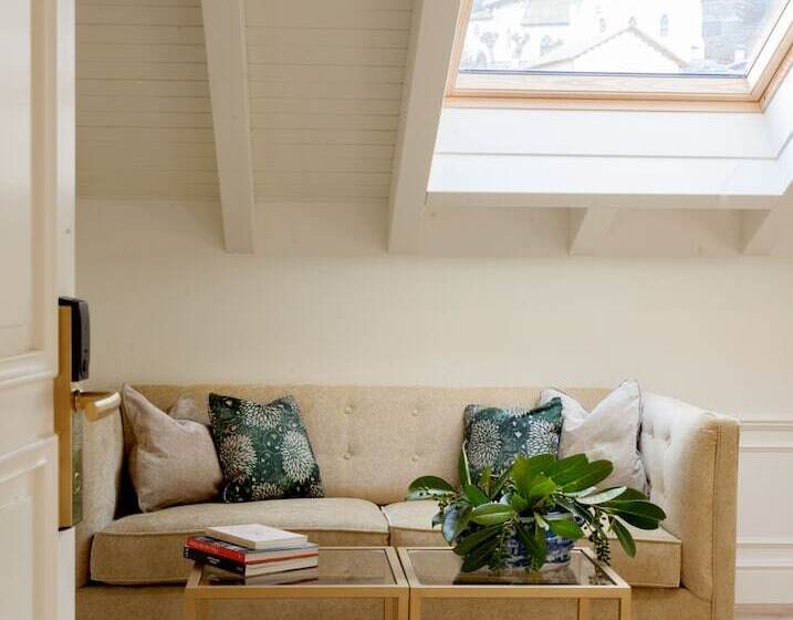 スタンダードスタジオ, Gran Hotel Brillante