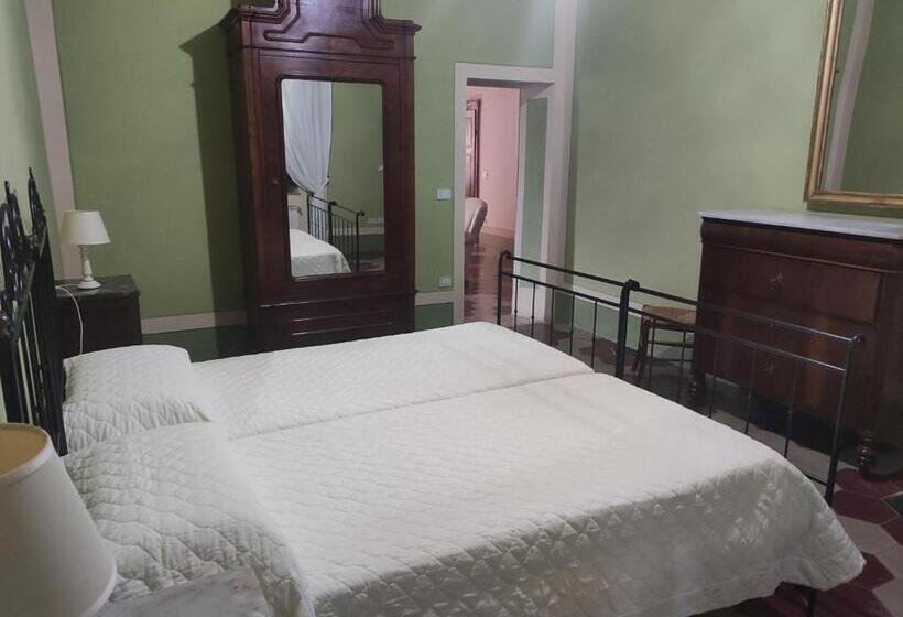 スタンダードルーム, Borgo Villa A Tolli