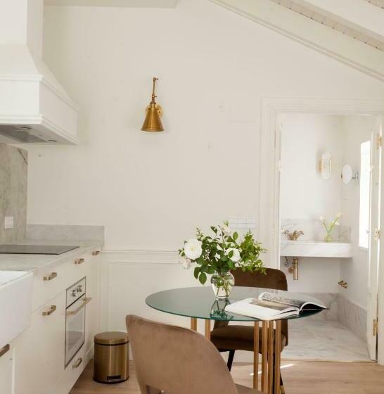 スタンダードスタジオ, Gran Hotel Brillante