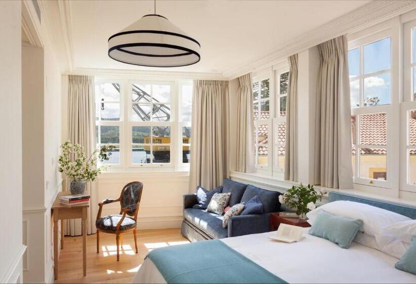 Deluxe room with river view, Gran Hotel Brillante