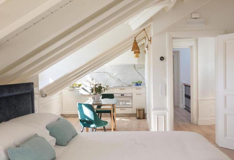 スーペリアスタジオ, Gran Hotel Brillante