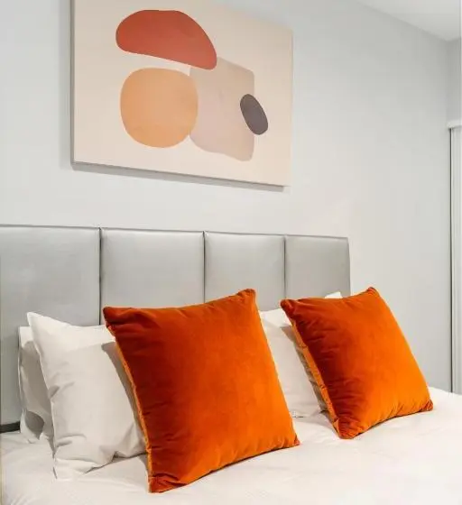 1 Bedroom Deluxe Apartment