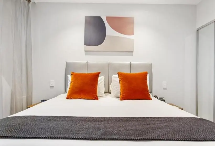キングサイドベッドのスタンダードワンルーム, Ramada By Wyndham Newmarket Auckland