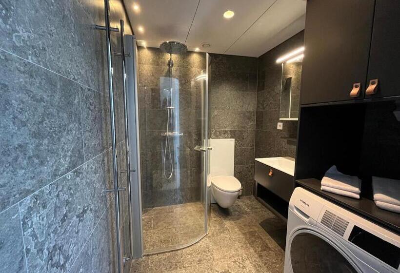 شقة غرفة واحدة مطلة على حمام السباحة, åhusbrygga Apartment