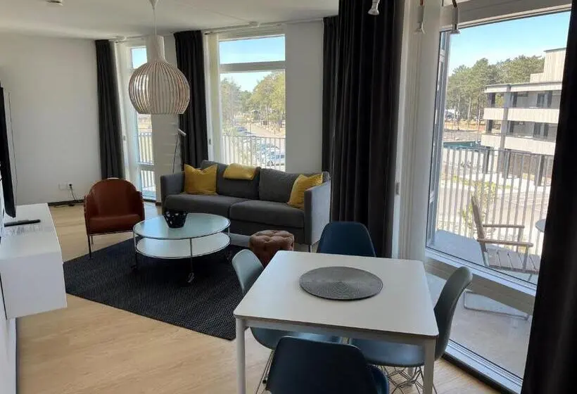 １ベッドルームのスーペリアアパートメント, åhusbrygga Apartment