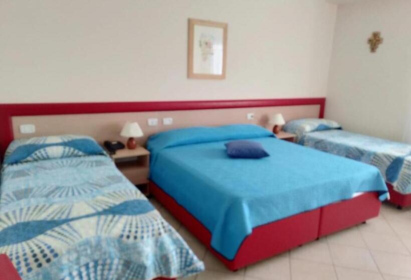 Четырехместный Номер Стандарт, Casa Per Ferie Aurora