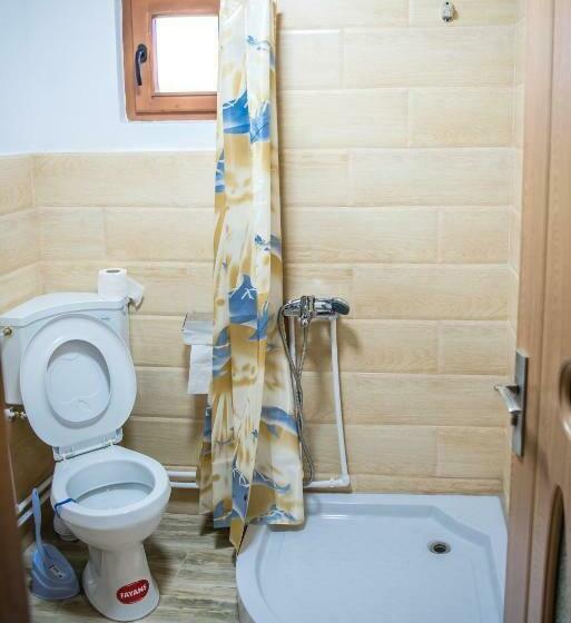 חדר סטנדרט לשלושה, Pensiunea Amalia