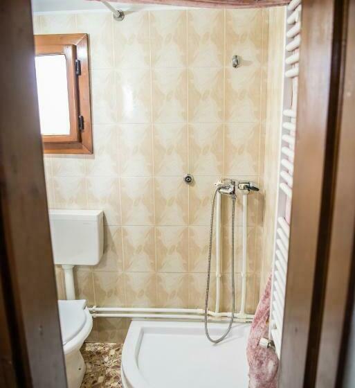 חדר סטנדרט לשלושה, Pensiunea Amalia