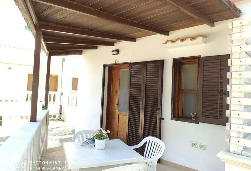 استودیوی استاندارد, Residence Carabella